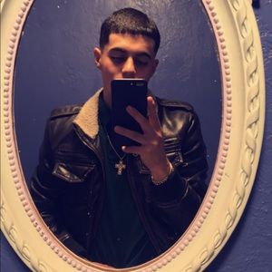 Meet your Posher, Gaspar